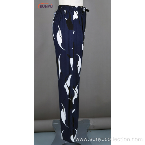 Ladie's woven viscose all over print pant
